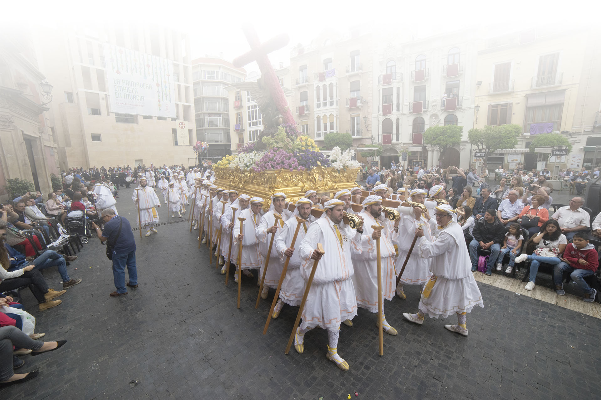 Float of the Triumph of the Cross, carried by the Archicofradía del Resucitado lay brothers during Easter in Murcia Float of the Triumph of the Cross, carried by the Archicofradía del Resucitado lay brothers during Easter in Murcia