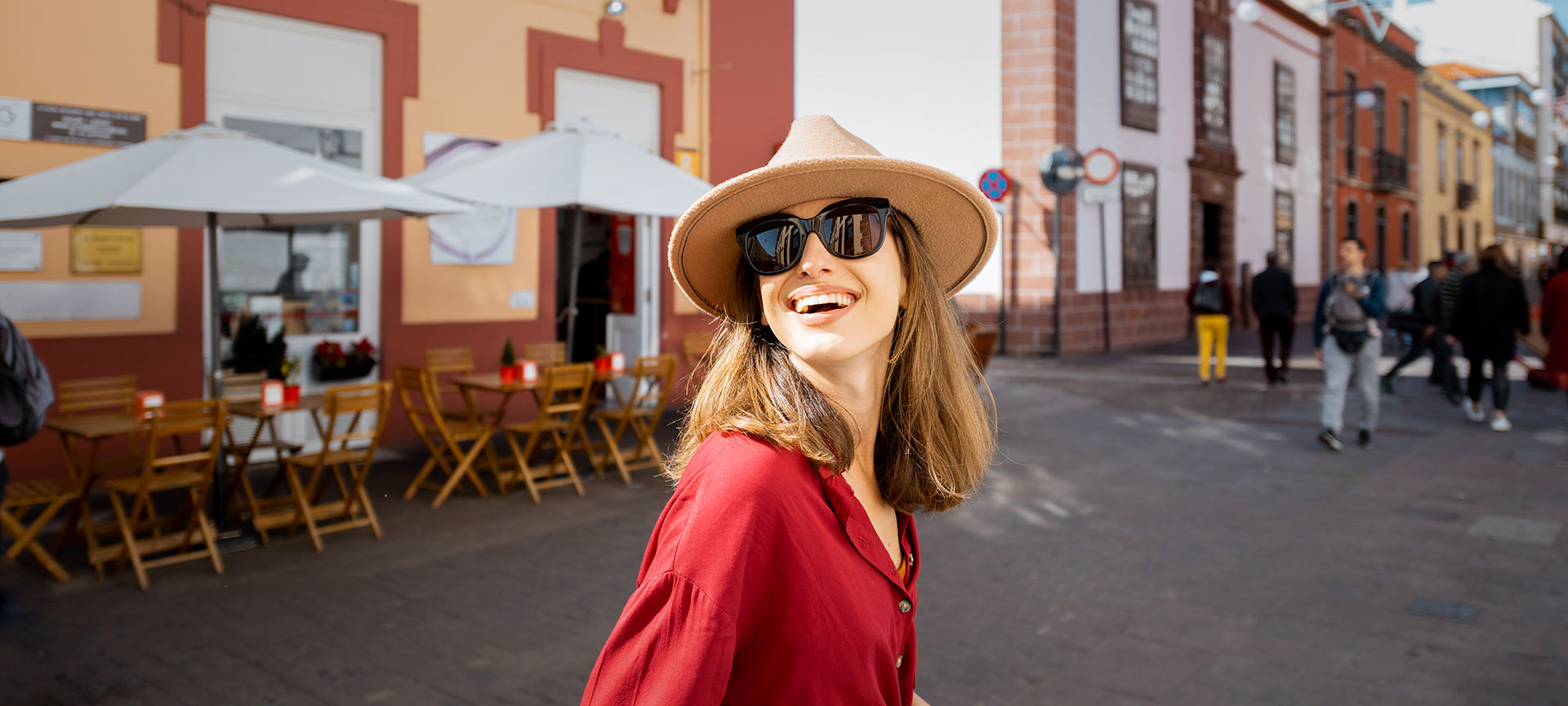 Turista em San Cristóbal de La Laguna, Tenerife, Ilhas Canárias Turista em San Cristóbal de La Laguna, Tenerife, Ilhas Canárias