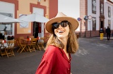 Turista en San Cristobal de la Laguna, Tenerife, Islas Canarias