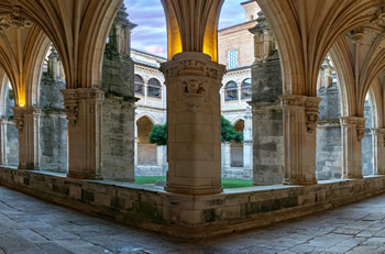 Claustro del Monasterio de San Zoilo, Carrión de los Condes, Palencia, Castilla y León Claustro del Monasterio de San Zoilo, Carrión de los Condes, Palencia, Castilla y León