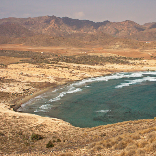 Veduta della spiaggia di Los Genoveses a San José, Almería, Andalusia