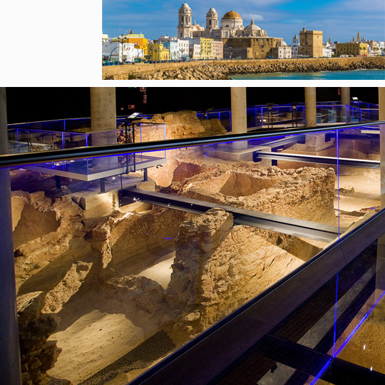 Sítio arqueológico @U[Gadir e vista da cidade de Cádis