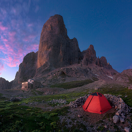 Szczyt Naranjo de Bulnes w Picos de Europa, Asturia