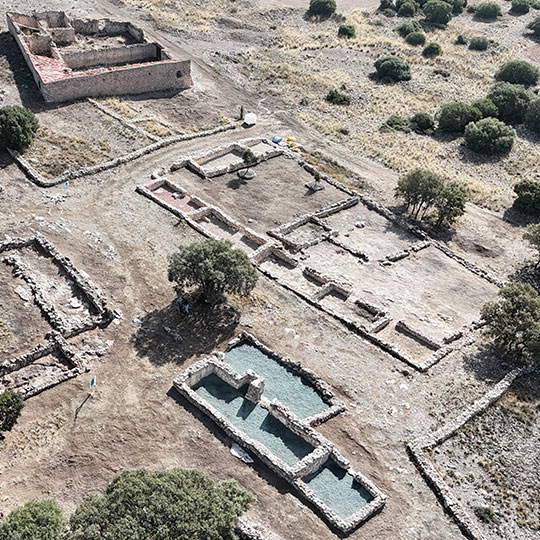 Andalusian period estate of La Graja de Higueruela