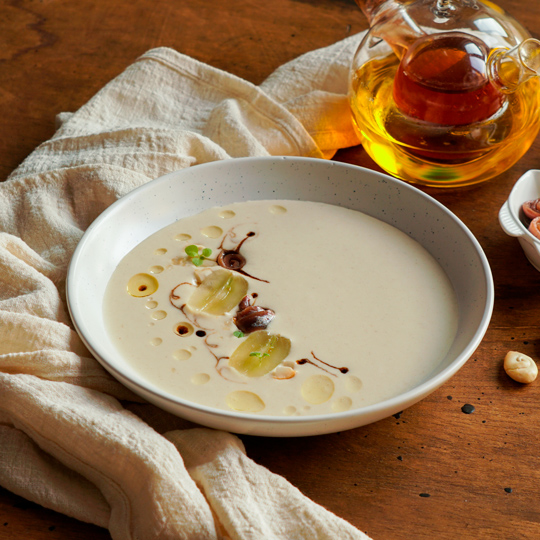 Detailed view of a dish of ajoblanco