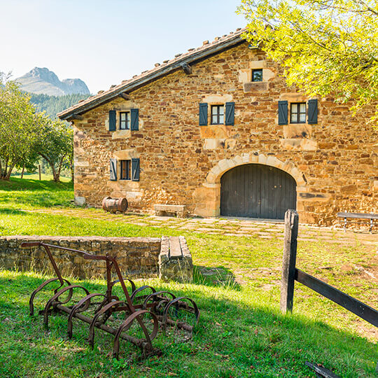 バスク地方の伝統的な農家の家