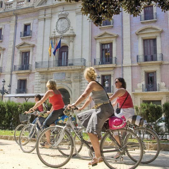 Bicycle tourism in the streets of Valencia
