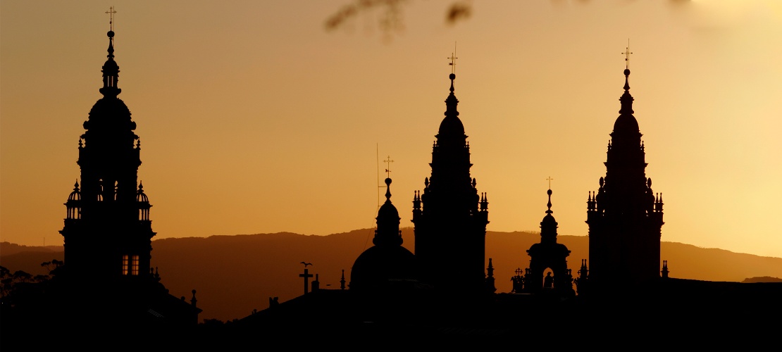 Torri della Cattedrale di Santiago al tramonto