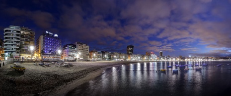 Plage de Las Canteras de nuit à Las Palmas de Grande Canarie, Grande Canarie