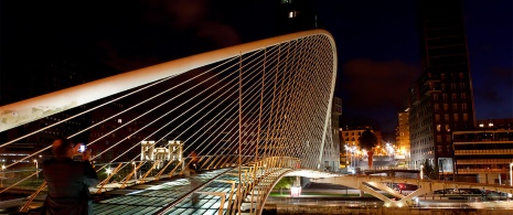 Porte Isozaki Atea à Bilbao