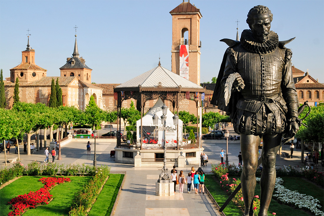 Plaza de Cervantes en Alcalá de Henares