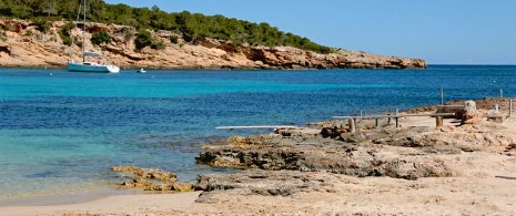 カラ・バッサ、イビサ島（Ibiza, Eivissa）