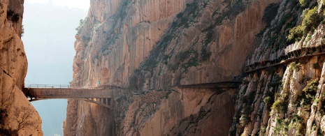 Ponte suspensa no Caminito del Rey, em Málaga, Andaluzia