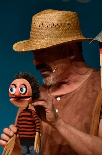 “The Blue Hen” show during the European Performing Arts Fair for Children