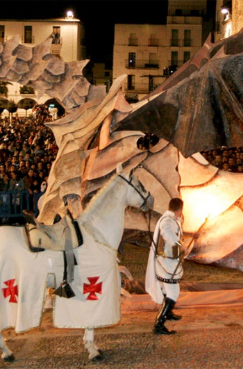 Burning the dragon in the Plaza Mayor square Fiesta of San Jorge