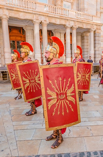 Beim Fest der Karthager und Römer