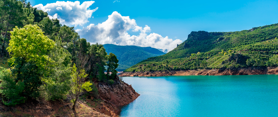 Vista da represa do Tranco, em Jaén, Andaluzia