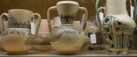 Moorish jugs. Nasrid dynasty. Malaga Museum