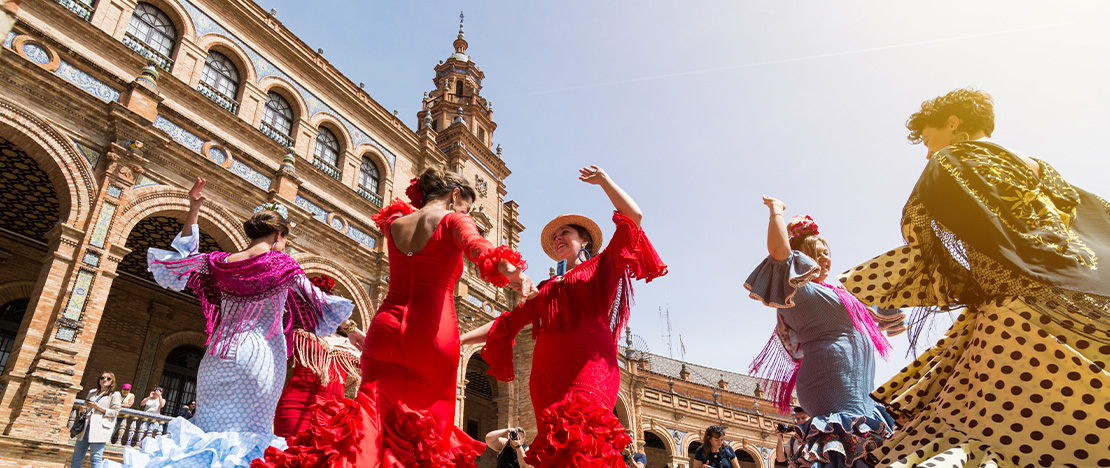 Plaza España. Dançarina de flamenco. Sevilha Plaza España. Dançarina de flamenco. Sevilha
