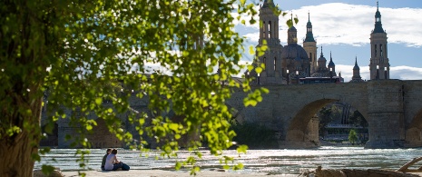 Stone Bridge and Basilica of El Pilar