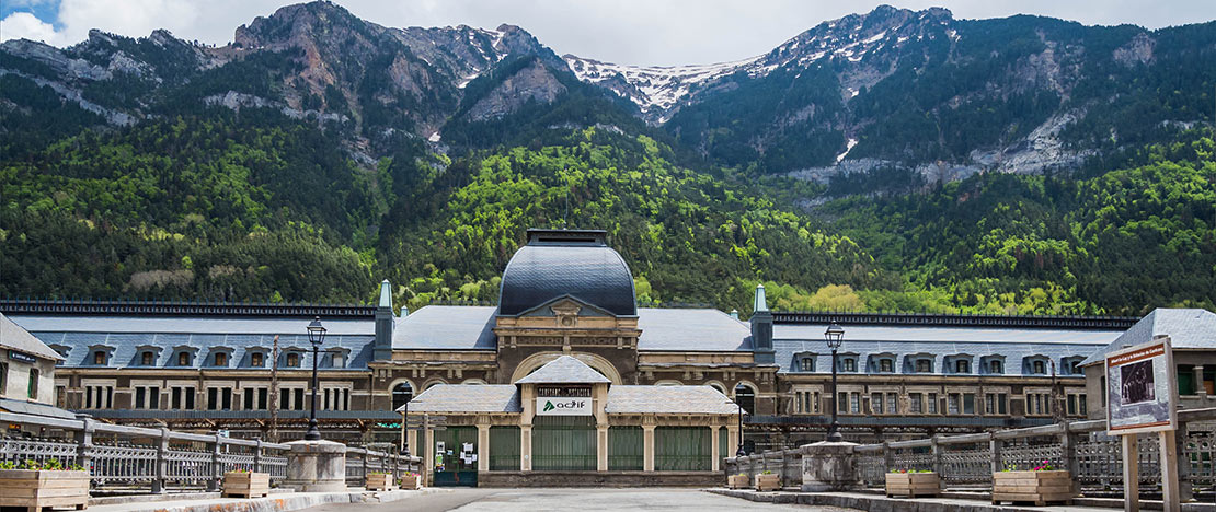 Gare internationale de Canfranc, Aragon Gare internationale de Canfranc, Aragon