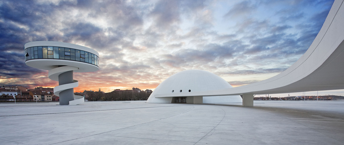 Centro Culturale Internazionale Oscar Niemeyer Centro Culturale Internazionale Oscar Niemeyer