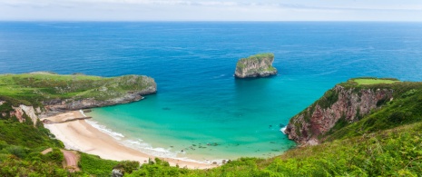 Playa de Ballota, Llanes, Asturien