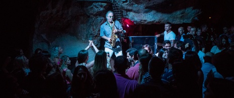 Konzert in der Höhle Cova den Xoroi