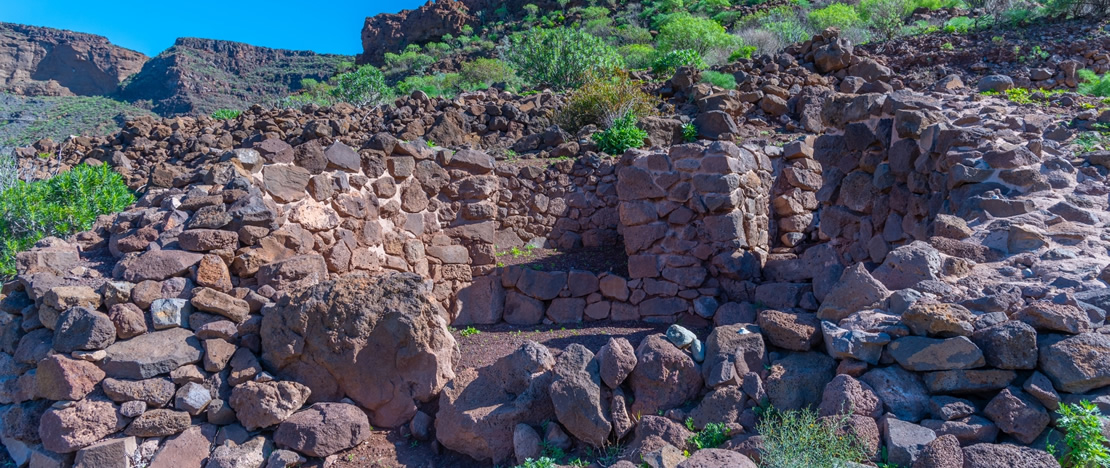 Археологический объект Ла-Форталеса. Санта-Люсия-де-Тирахана, Гран-Канария Археологический объект Ла-Форталеса. Санта-Люсия-де-Тирахана, Гран-Канария