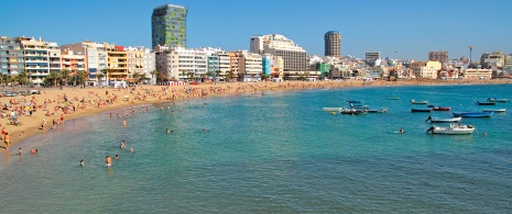 Playa de las Canteras auf Gran Canaria (Kanarische Inseln)