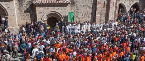 Юбилейный год монастыря Св. Торибио в Льебане, открытие Пуэрта-дель-Пердон (ворот Прощения)