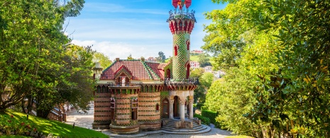 カンタブリア州コミージャスにあるガウディのエル・カプリチョ カンタブリア州コミージャスにあるガウディのエル・カプリチョ