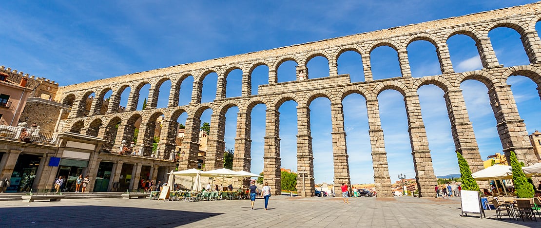 Vista do aqueduto romano de Segóvia, Castilla y León
