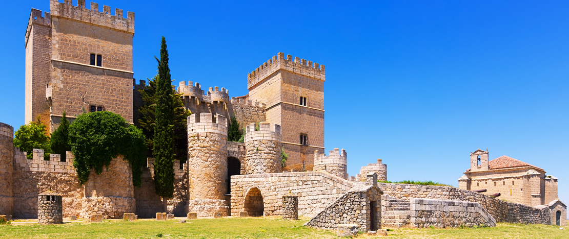 Château d'Ampudia à Palencia Château d'Ampudia à Palencia