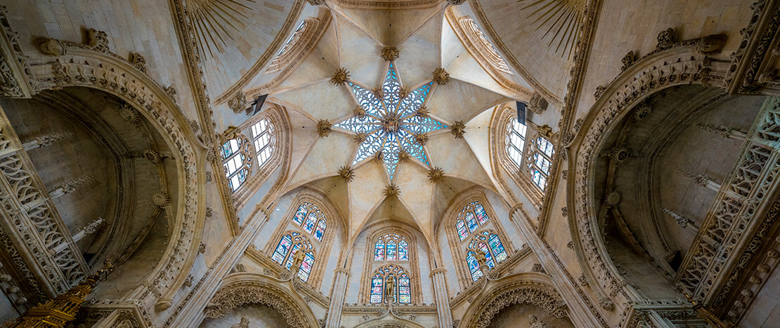 Intérieur de la cathédrale de Burgos Intérieur de la cathédrale de Burgos