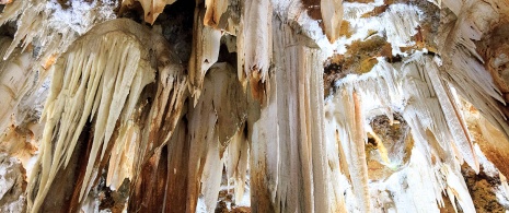 El Aguila caves in Arenas de San Pedro, Ávila