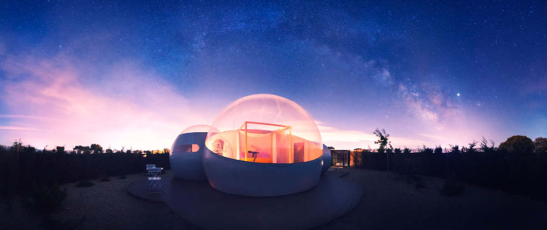 A bubble hotel in the municipality of Hormigos in Toledo, Castilla-La Mancha A bubble hotel in the municipality of Hormigos in Toledo, Castilla-La Mancha