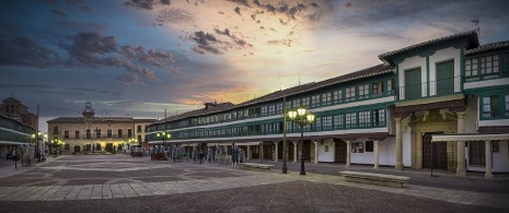 Plaza Mayor de Almagro, Ciudad Real, Kastylia-La Mancha Plaza Mayor de Almagro, Ciudad Real, Kastylia-La Mancha