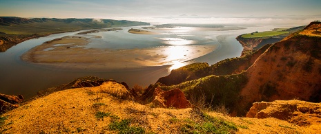 Barrancas de Burujón im Stausee von Castrejón
