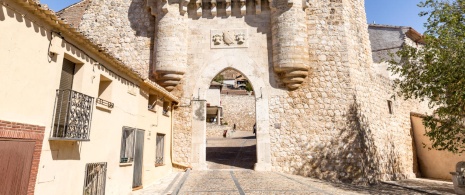 La Puerta de Santa María, Hita, région de Guadalajara.