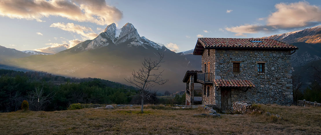  Montanha de Pedraforca em Saldes, Berguedà (Catalunha)