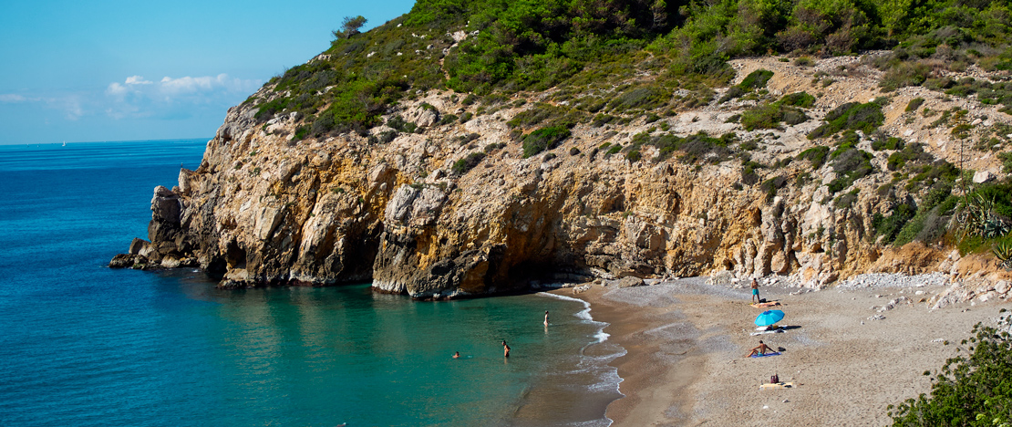 Playa del Muerto di Sitges a Barcellona, ​​​​Catalogna