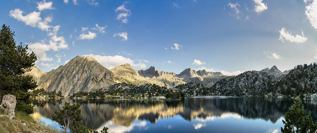 Aigüestortes i Estany de Sant Maurici National Park, Catalonia Aigüestortes i Estany de Sant Maurici National Park, Catalonia