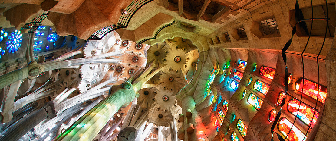 Intérieur de la Sagrada Familia, à Barcelone. Intérieur de la Sagrada Familia, à Barcelone.