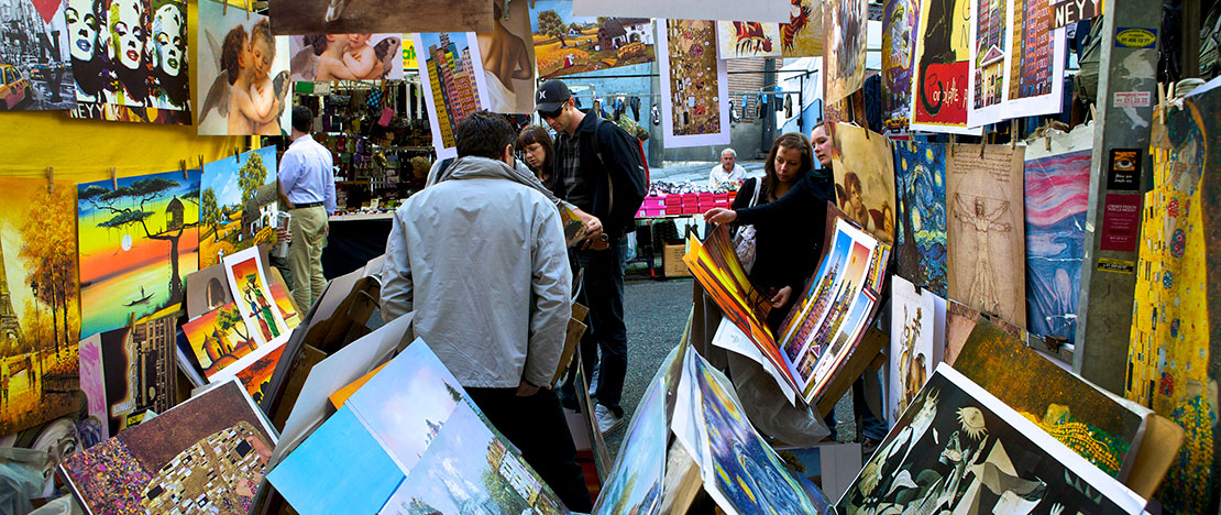 Puesto en el Rastro de Madrid Puesto en el Rastro de Madrid