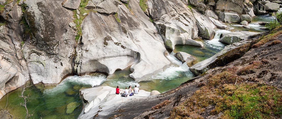 Pilones de la Garganta de los Infiernos dans la vallée du Jerte, Estrémadure Pilones de la Garganta de los Infiernos dans la vallée du Jerte, Estrémadure