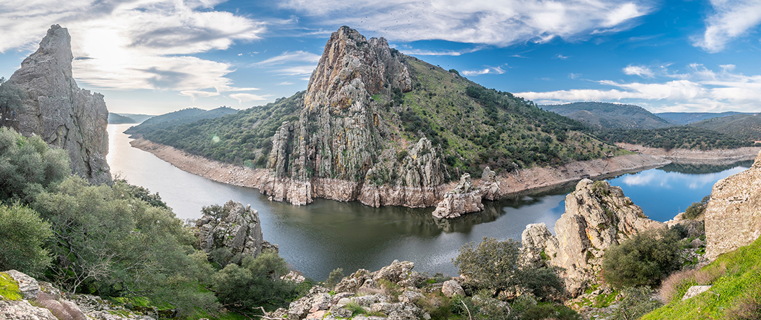 Belvédère du Salto del Gitano, parc national de Monfragüe, province de Cáceres Belvédère du Salto del Gitano, parc national de Monfragüe, province de Cáceres