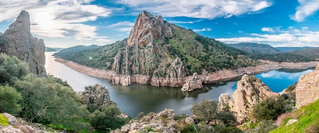 Salto del Gitano viewpoint in the Monfragüe National Park in Caceres