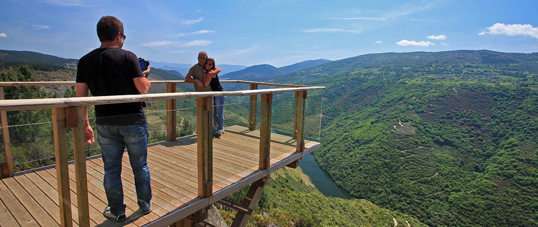 Mirador de A Capela. Ribeira Sacra. Galicia