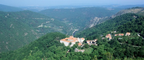 Parador de Santo Estevo im Herzen der Ribeira Sacra